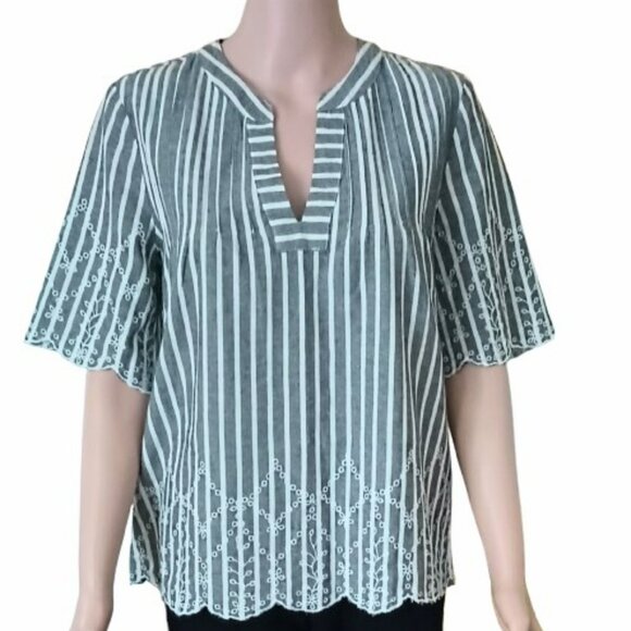 Lucky Brand Stripe Embroidered Top S Short Sleeved V-Neck Gray White Boho Tunic - Picture 1 of 7